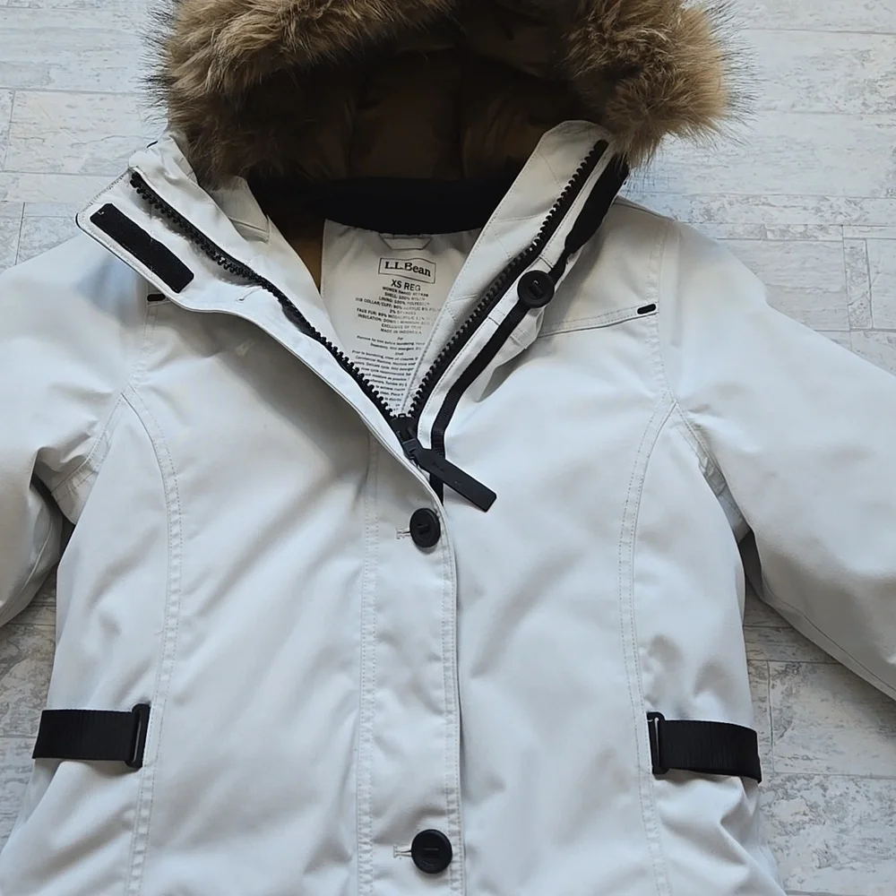 L.L. BEAN Maine Mountain Parka SIZE XS Extra Small Womans - Picture 4 of 16